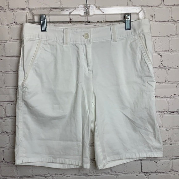 Tommy Bahama White Bermuda Style Chino Shorts - Picture 1 of 13